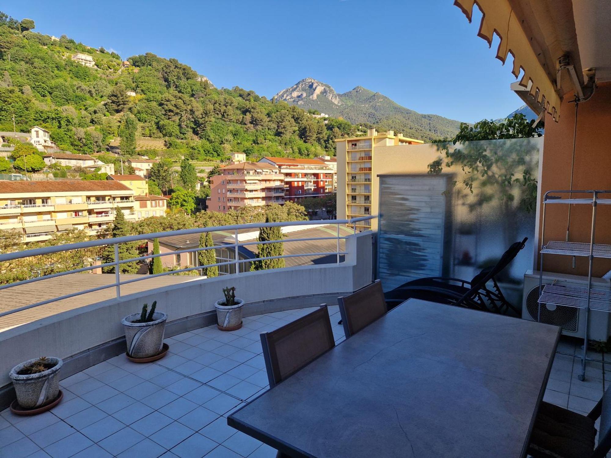 Vacances A Menton Extérieur photo